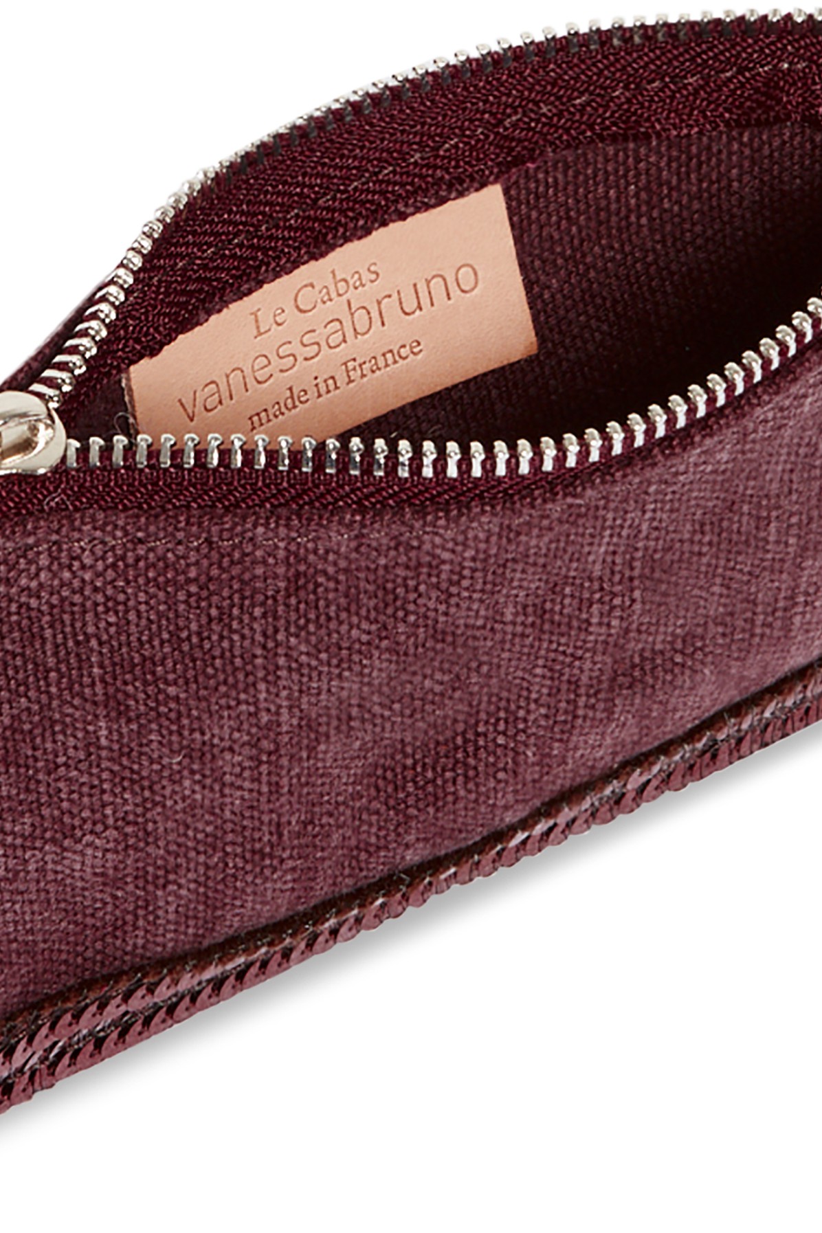 Zipped clutch