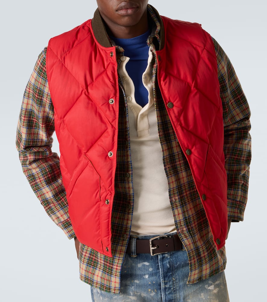 Quilted twill vest