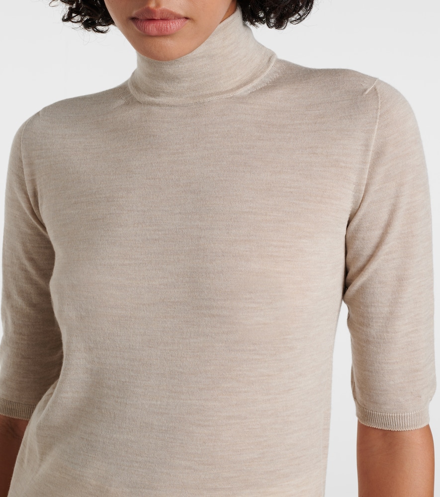Cecina virgin wool turtleneck sweater