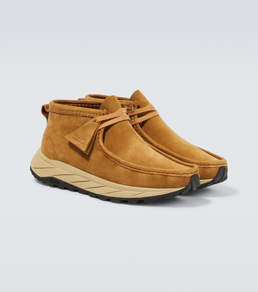 Wallabee Eden suede boots