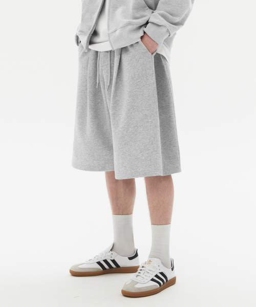 Rain Slub Two-tuck Bermuda Denim Shorts_INDIGO