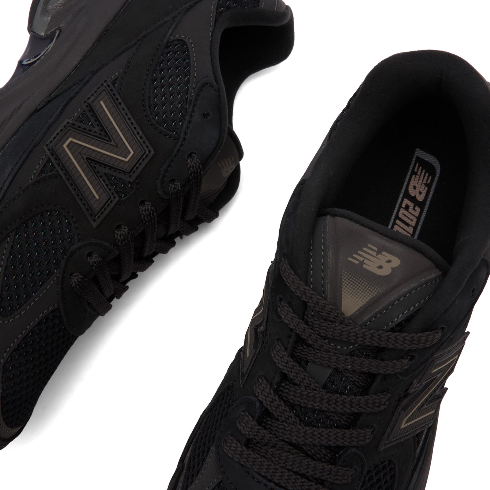 2010 Sneaker Black