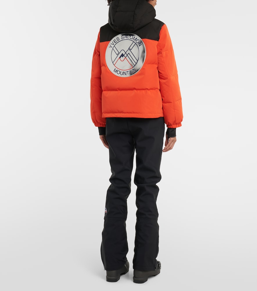 Hooded ski jacket