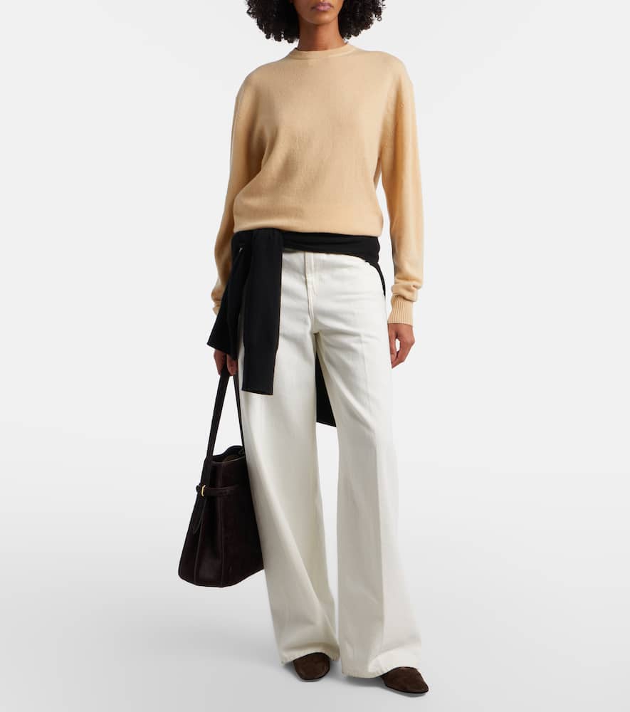 Cashmere sweater