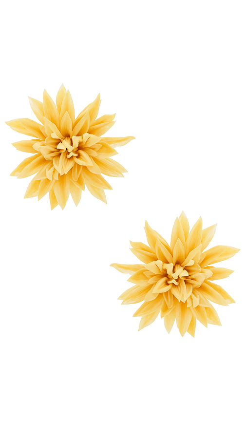 Cult Gaia Dahlia Earring in Cornsilk in Yellow