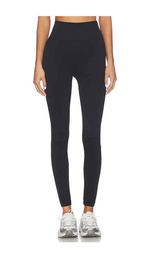 SPANX Seamless Legging in Black. - M also in