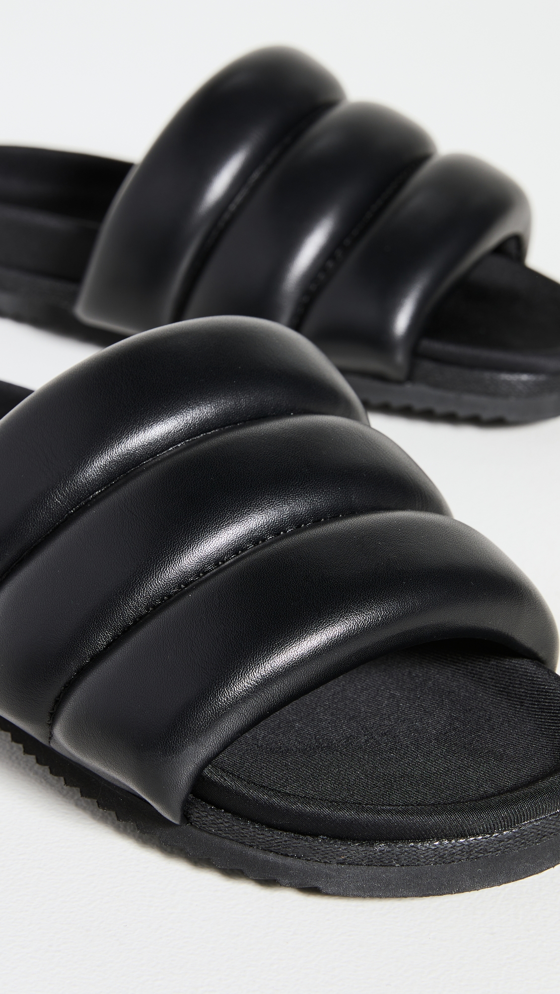 The Puffy Slides Black