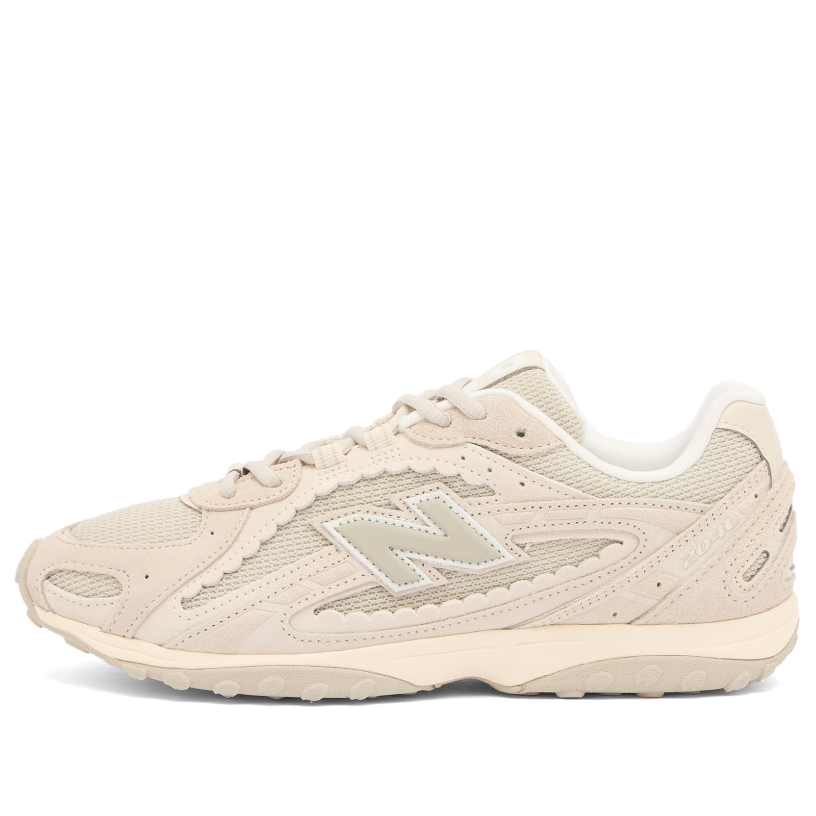 Women's 204L Sneaker in Sea Salt