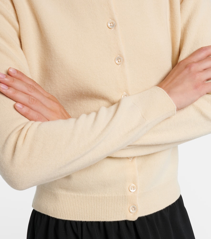 Virgin wool cardigan