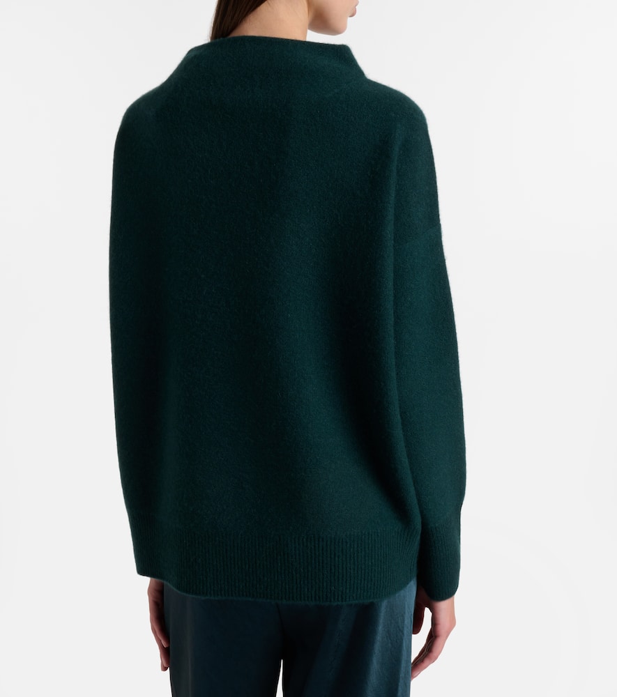 Ribbed-knit cashmere sweater