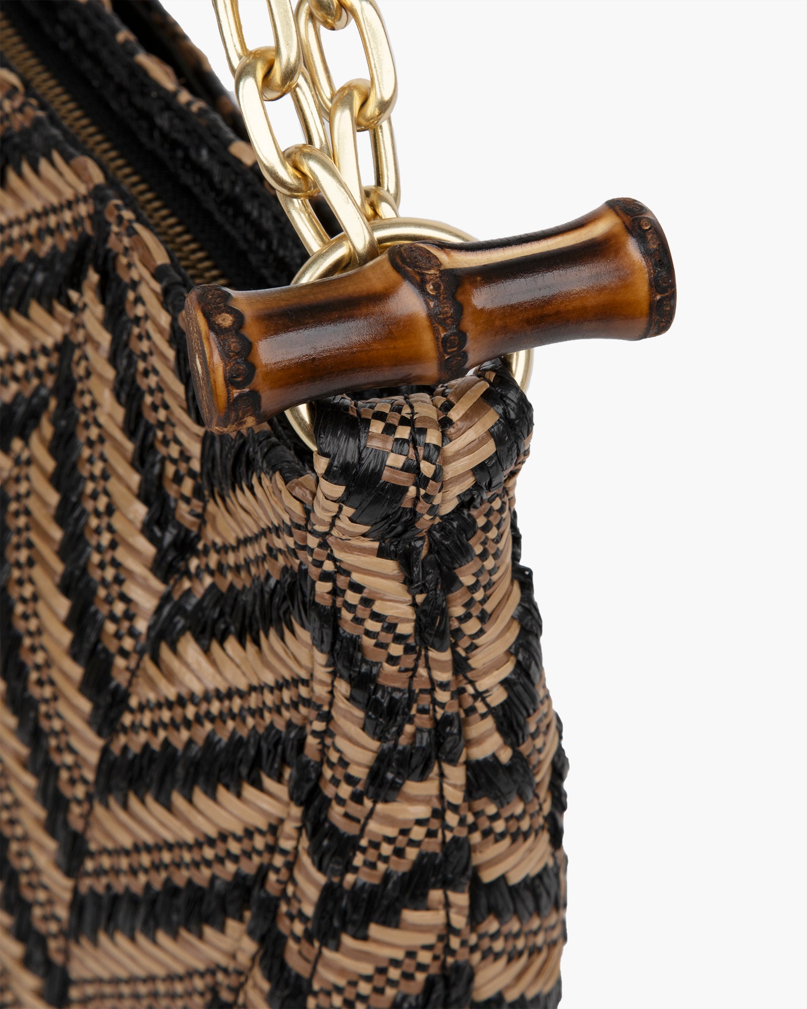 Chain Pouch Raffia - Black Mix, Zip Top Closure, Adjustable Chain Handle, Durable Canvas Lining, Phone and Sunglasses Pocket