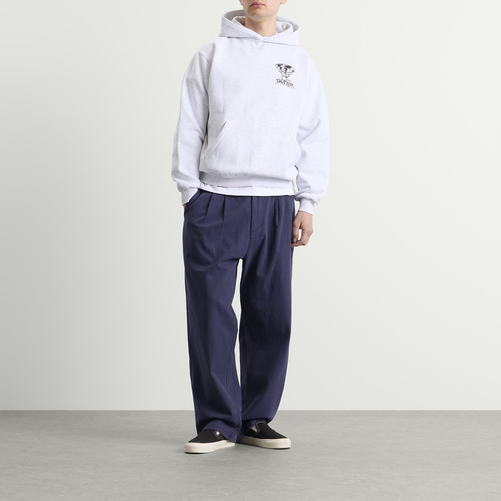 Men's Pleated Trousers in Washed Navy