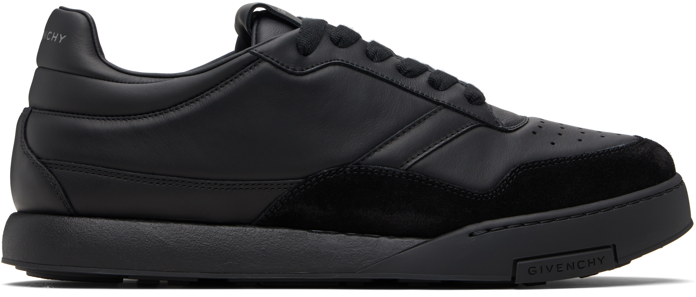 Black Yard Sneakers