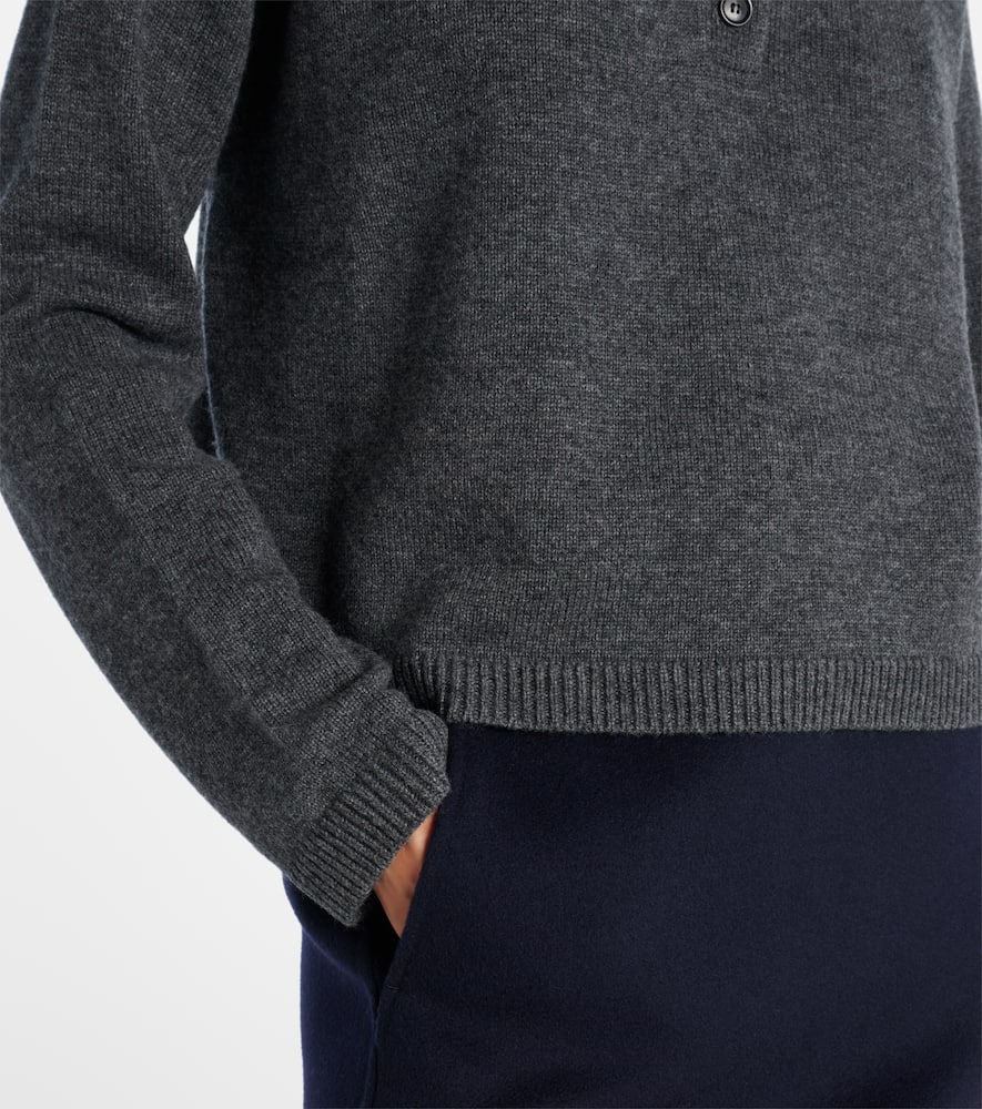 Wool and cashmere sweater