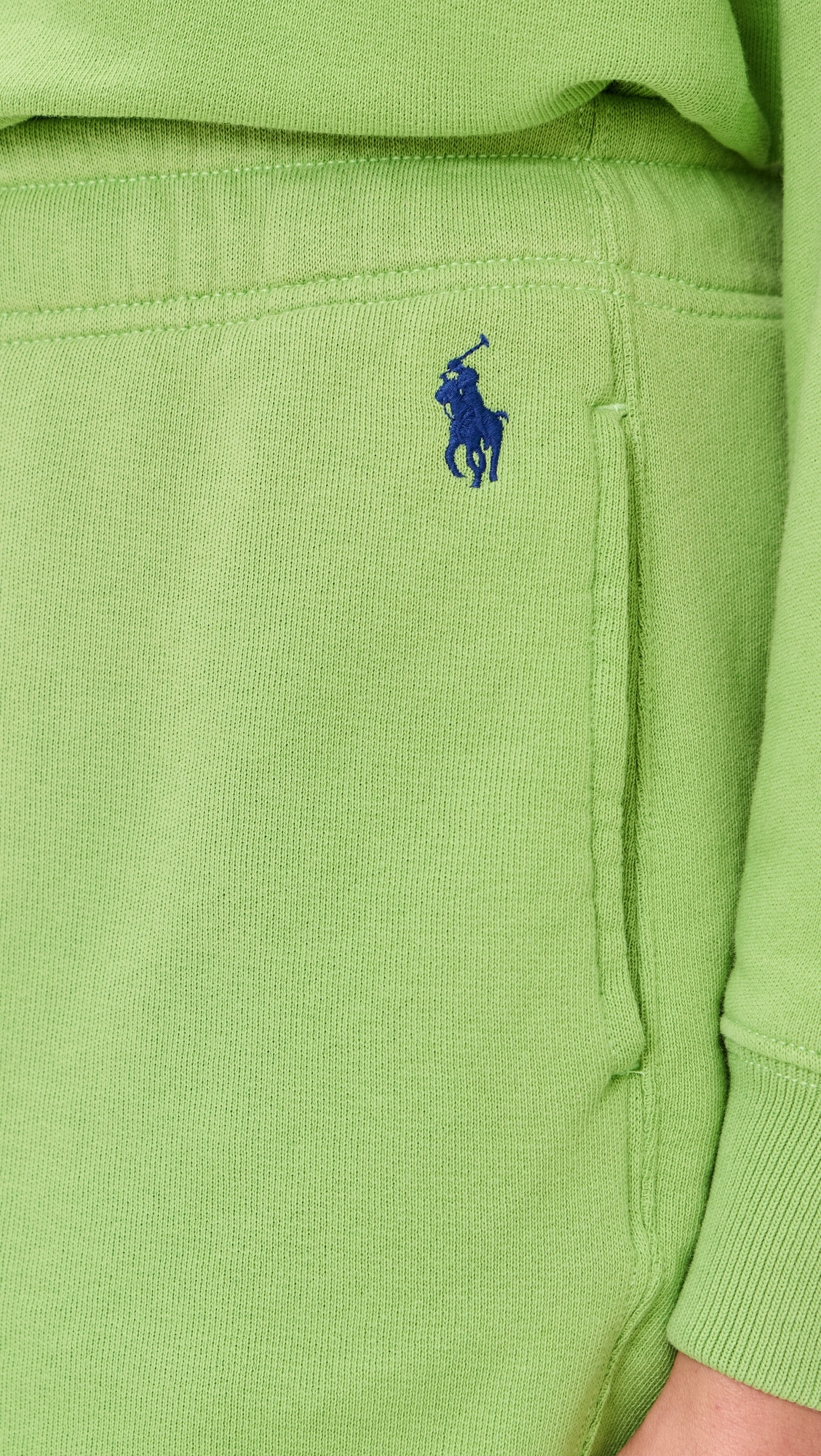 Cut Off Shorts Parakeet Green