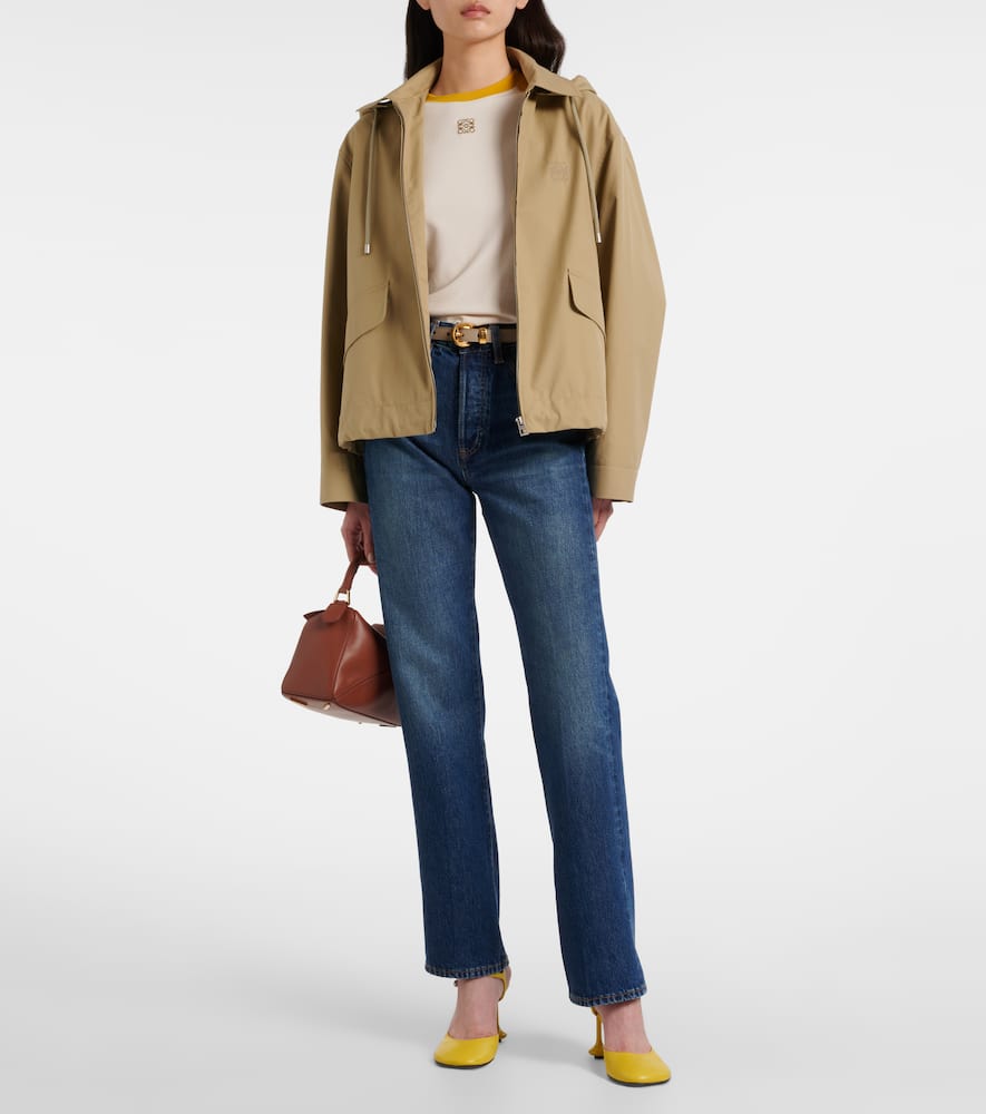 Vertical high-rise straight jeans