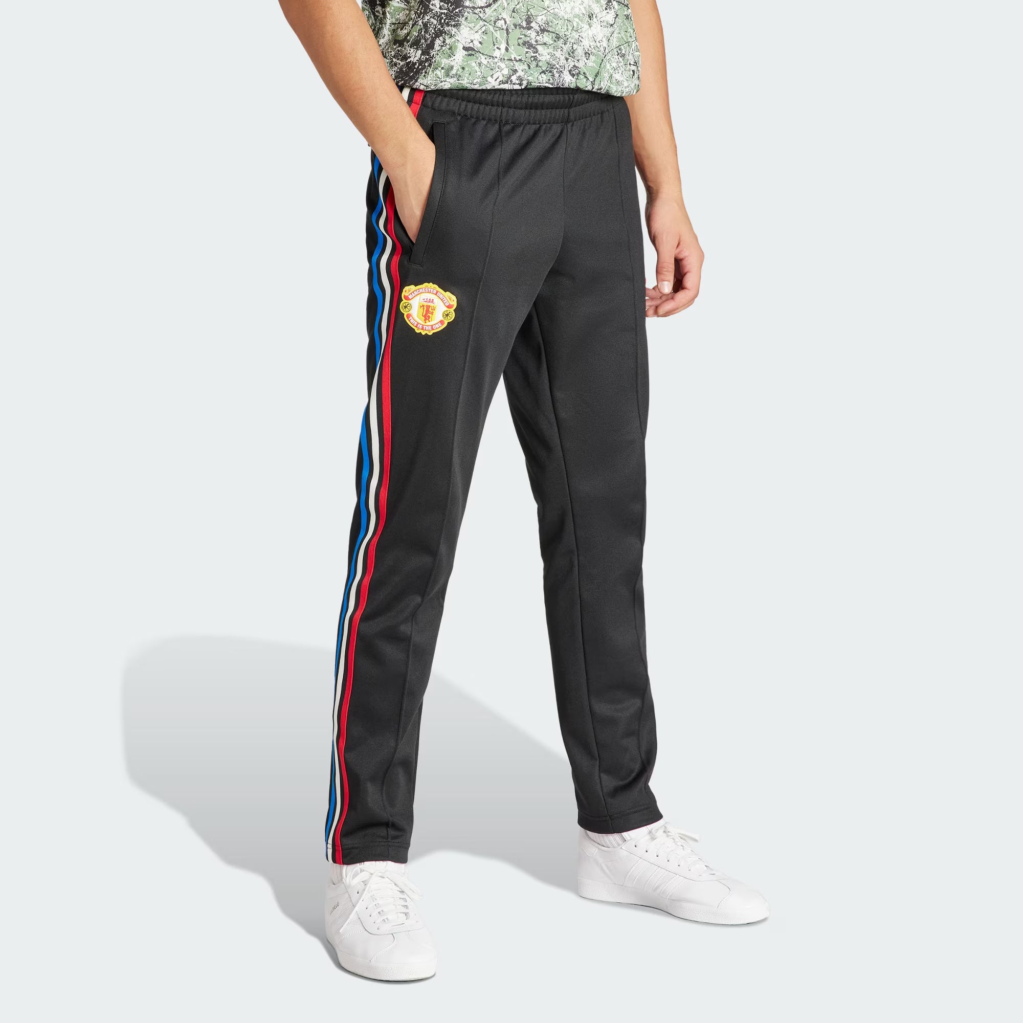 Manchester United Stone Roses Originals Pants Asia Sizing 'Black'