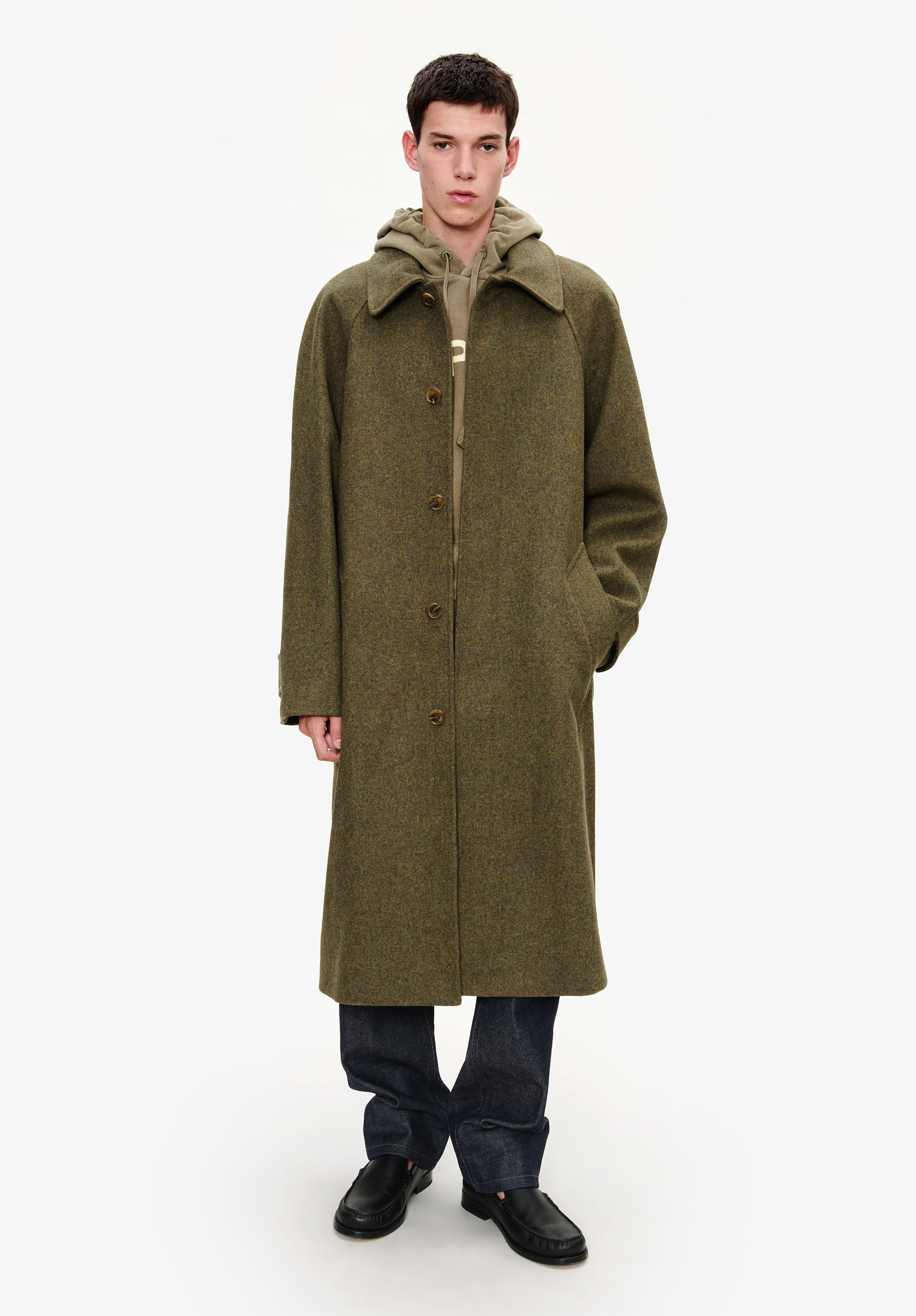 A. P.C. Men's Raglan sleeve coat Size: Extra Small in Heather green