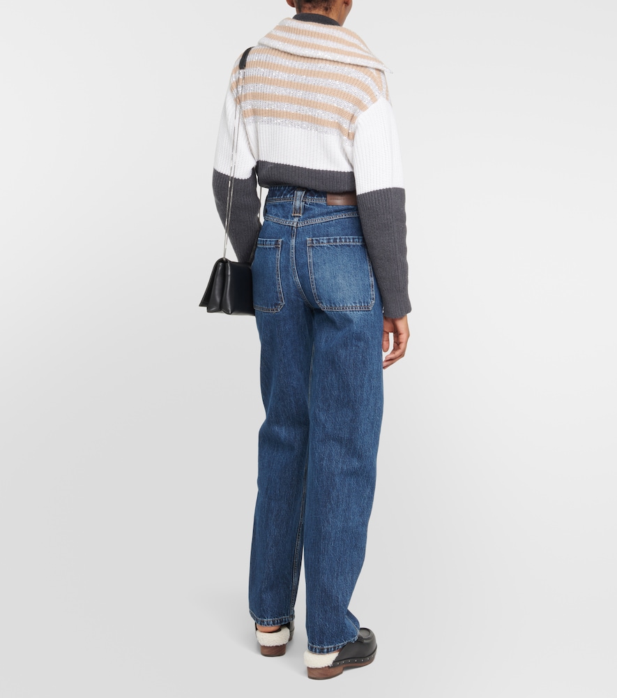 Low-rise wide-leg jeans