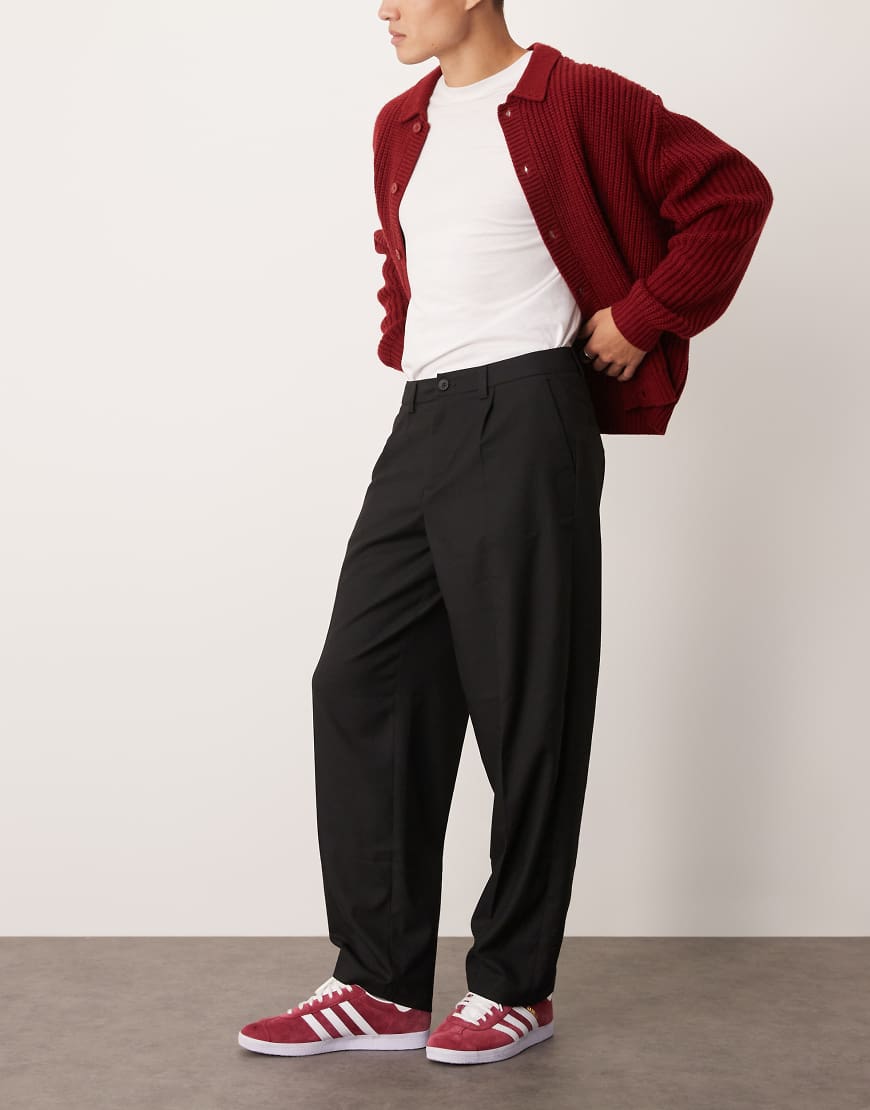 New Look pleated smart trouser in black