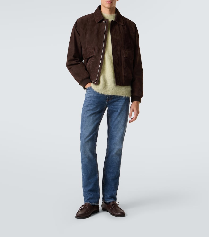 Modern straight jeans