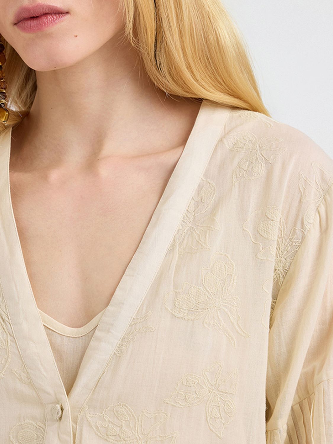 MOMONÌ Dress Woman color Beige