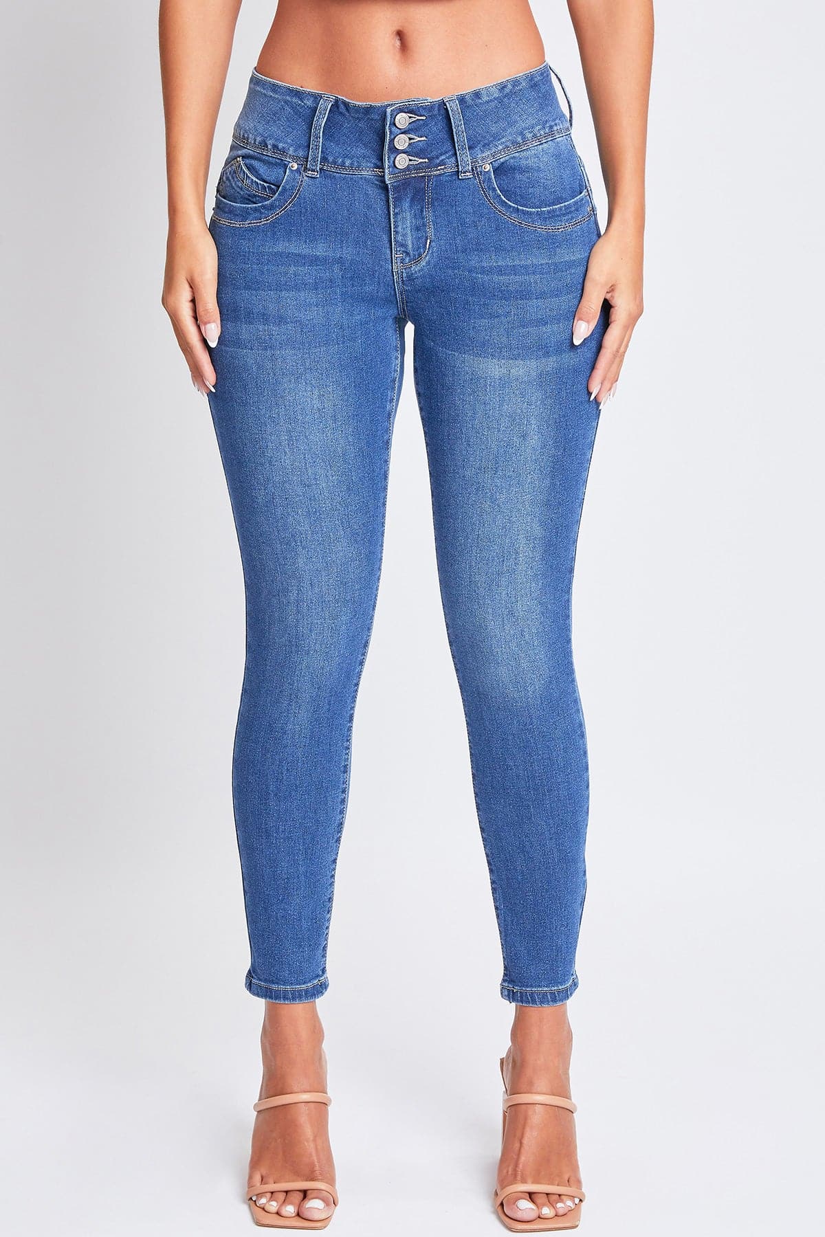 Women's 3 Button Sustainable WannaBettaButt Skinny Jeans