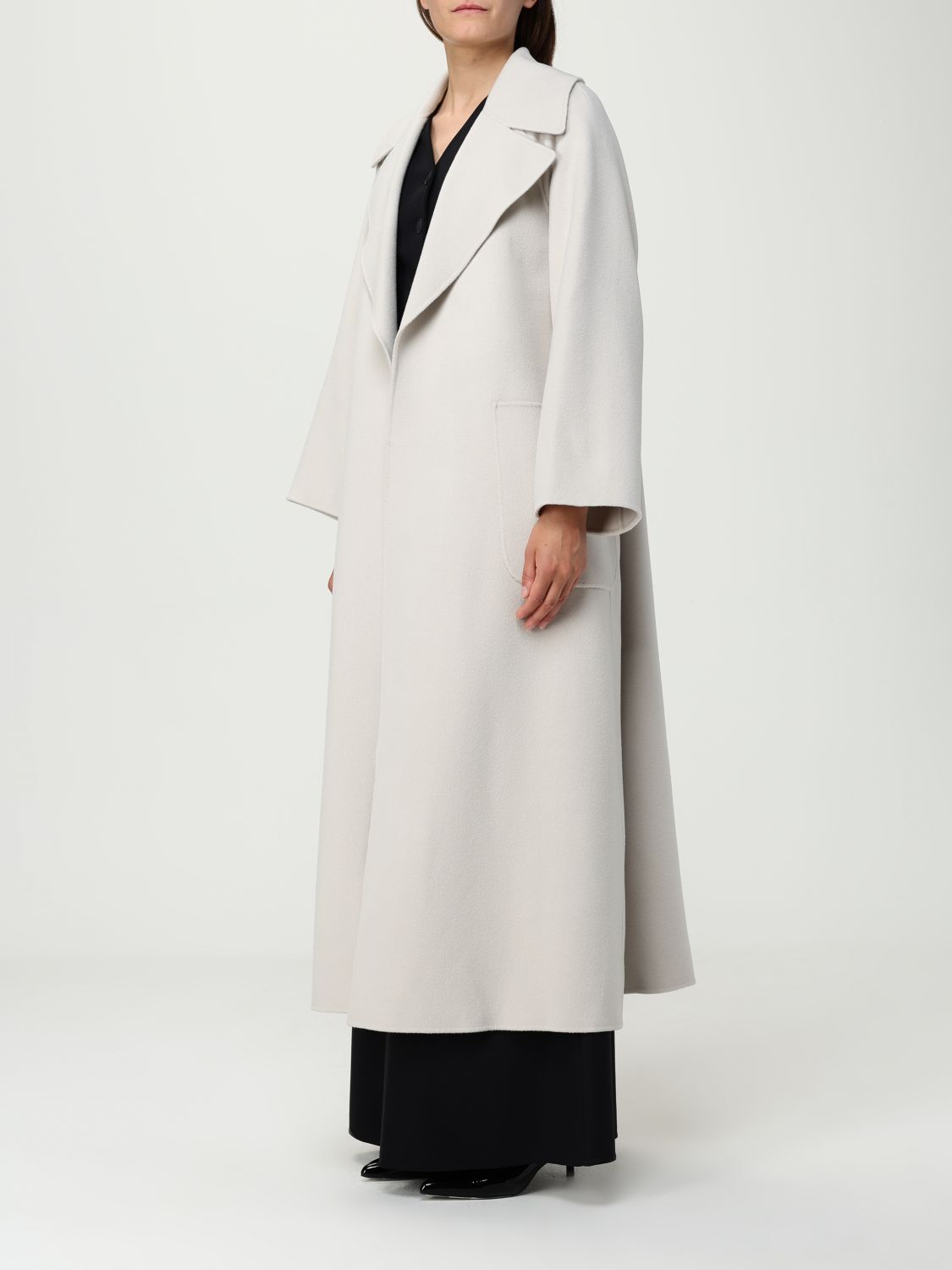 Coat Woman color White