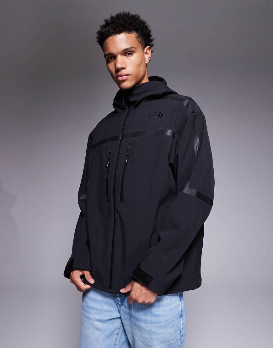 Unisex nse softshell hooded jacket in tnf black