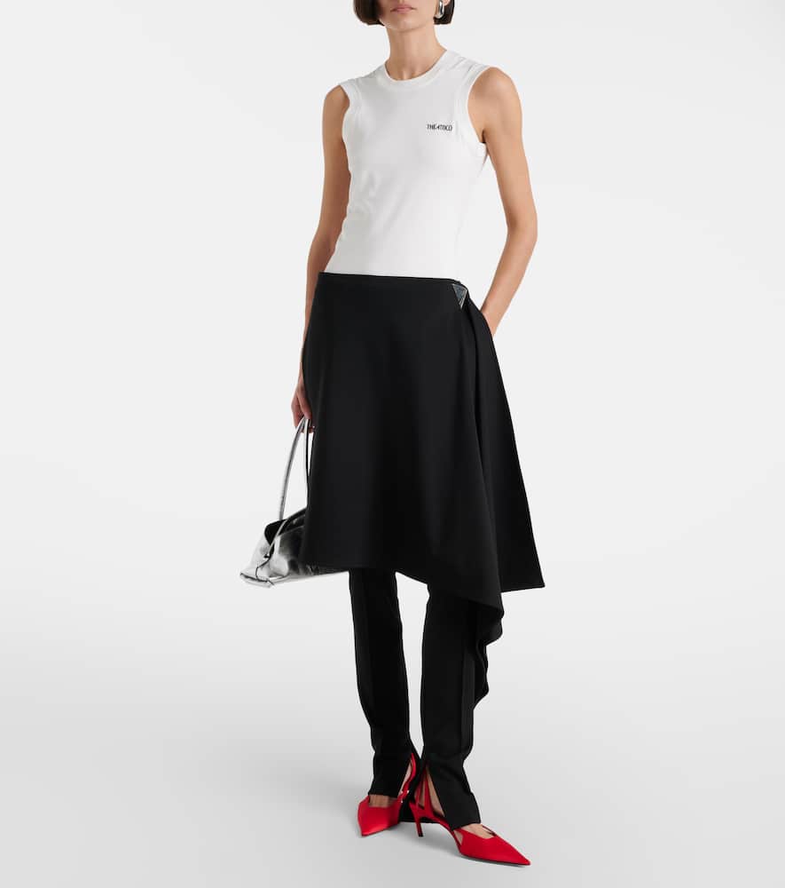 Draped slim pants