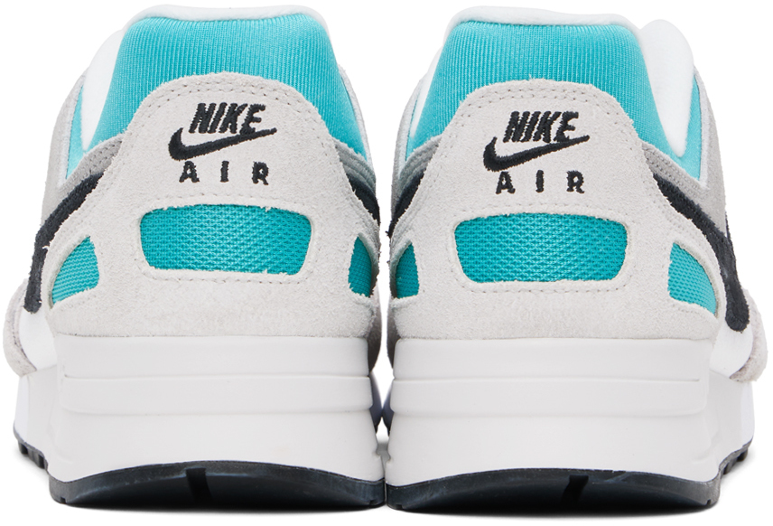 White Air Pegasus '89 Sneakers