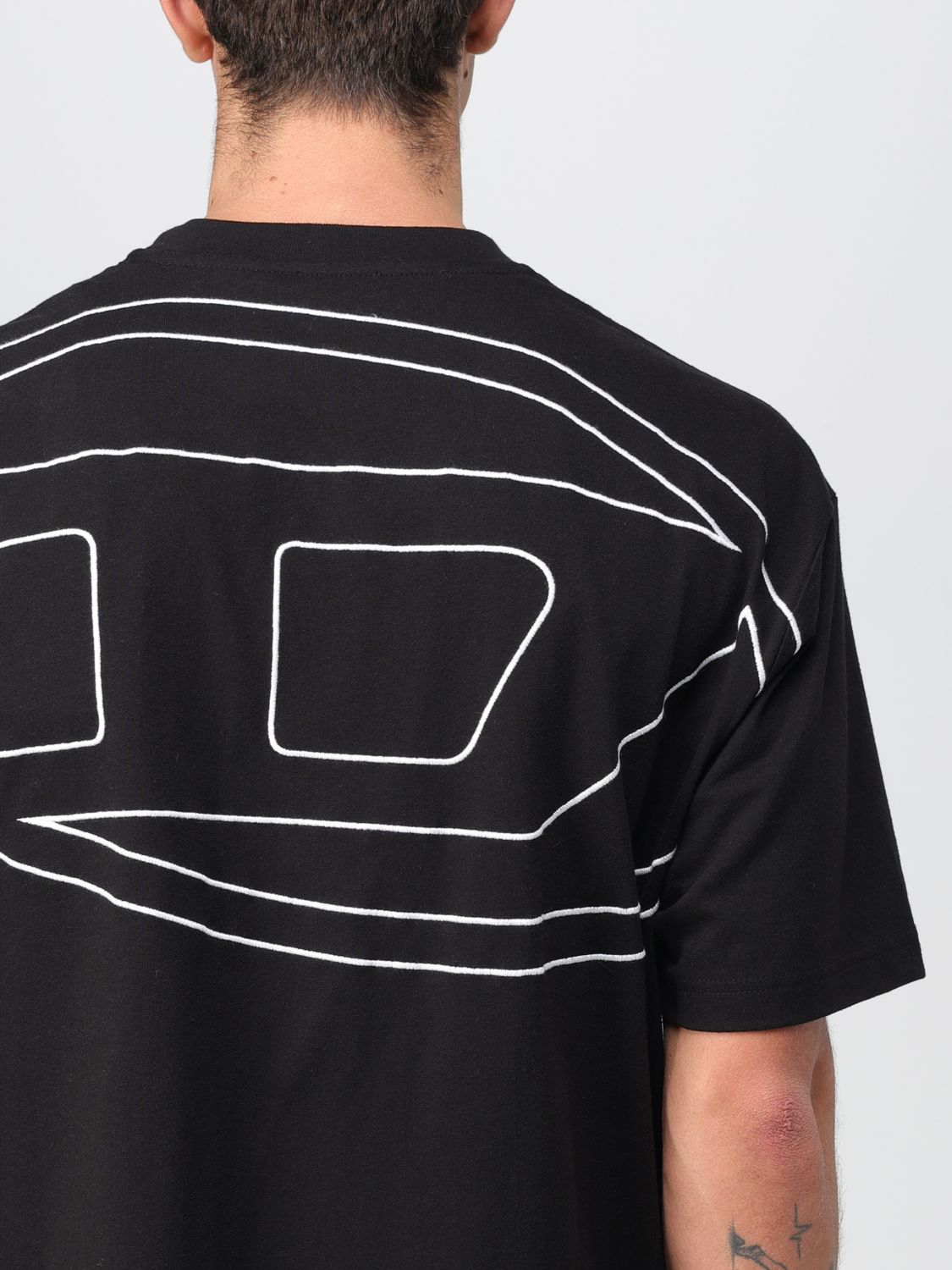 T-Shirt Men color Black