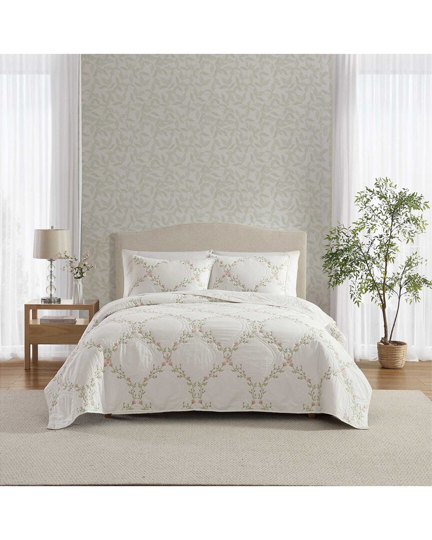 136 Thread Count Floral Embroidery Reversible Quilt Set