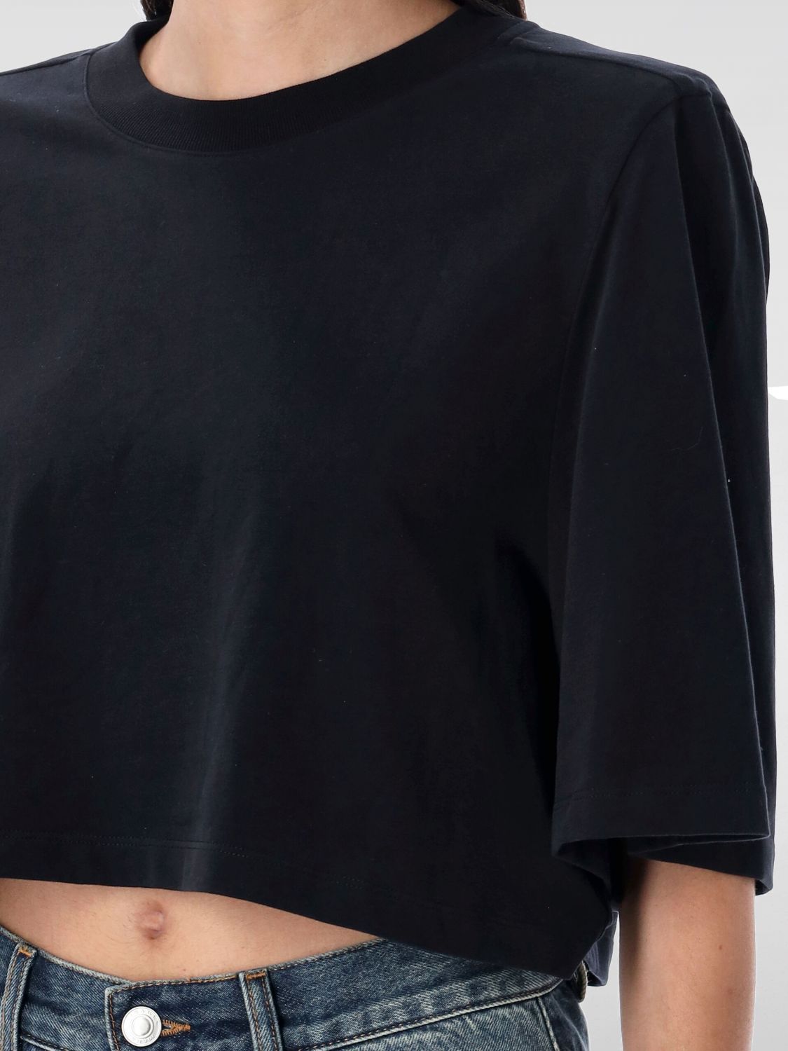 Zaely logo-embroidered T-shirt - Black