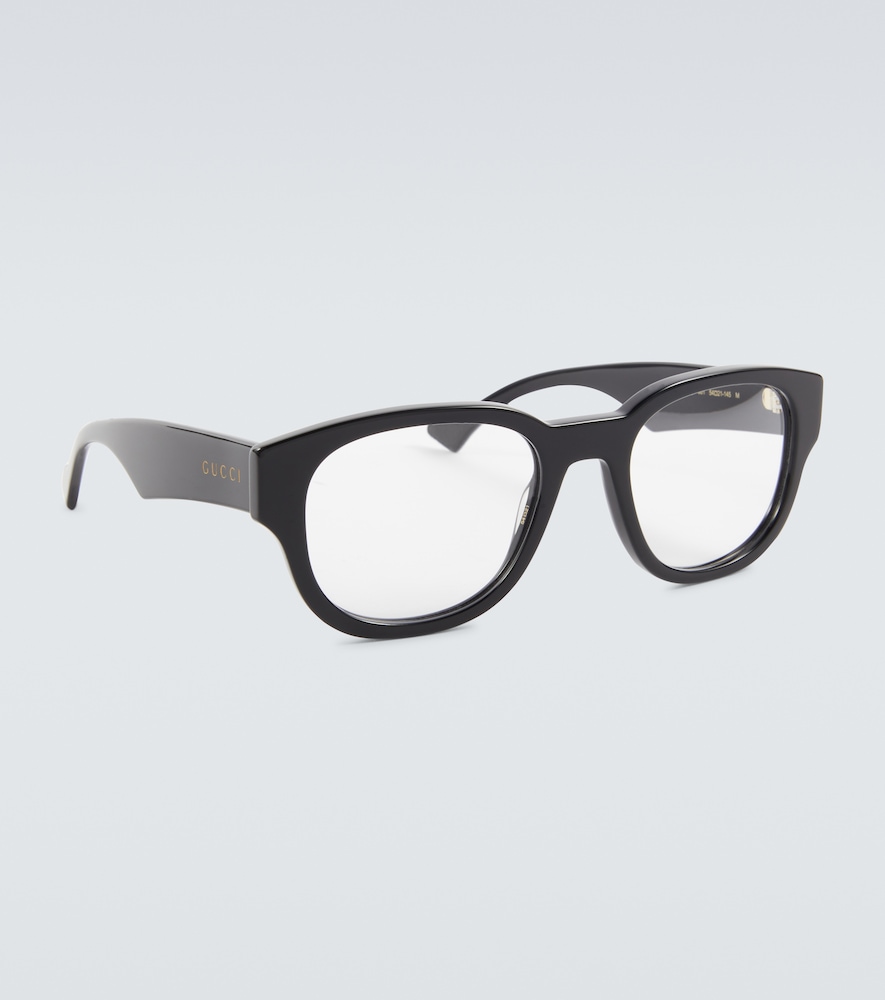Round glasses