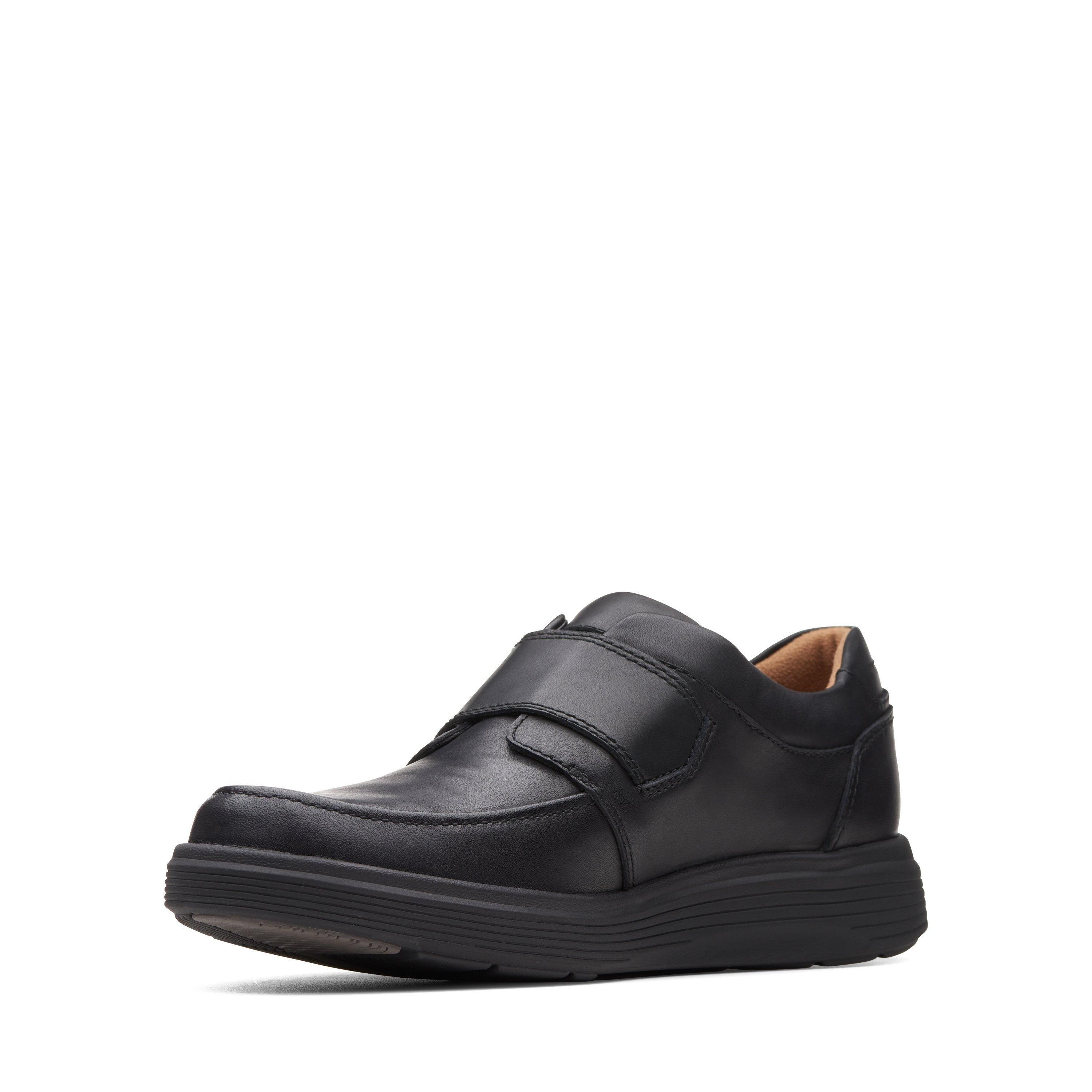 Clarks Men's Un Abode Strap Loafer Black Leather Loafers, Riptape | : 8.5/Wide Fit