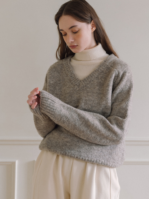 Bocashi V-neck Knit