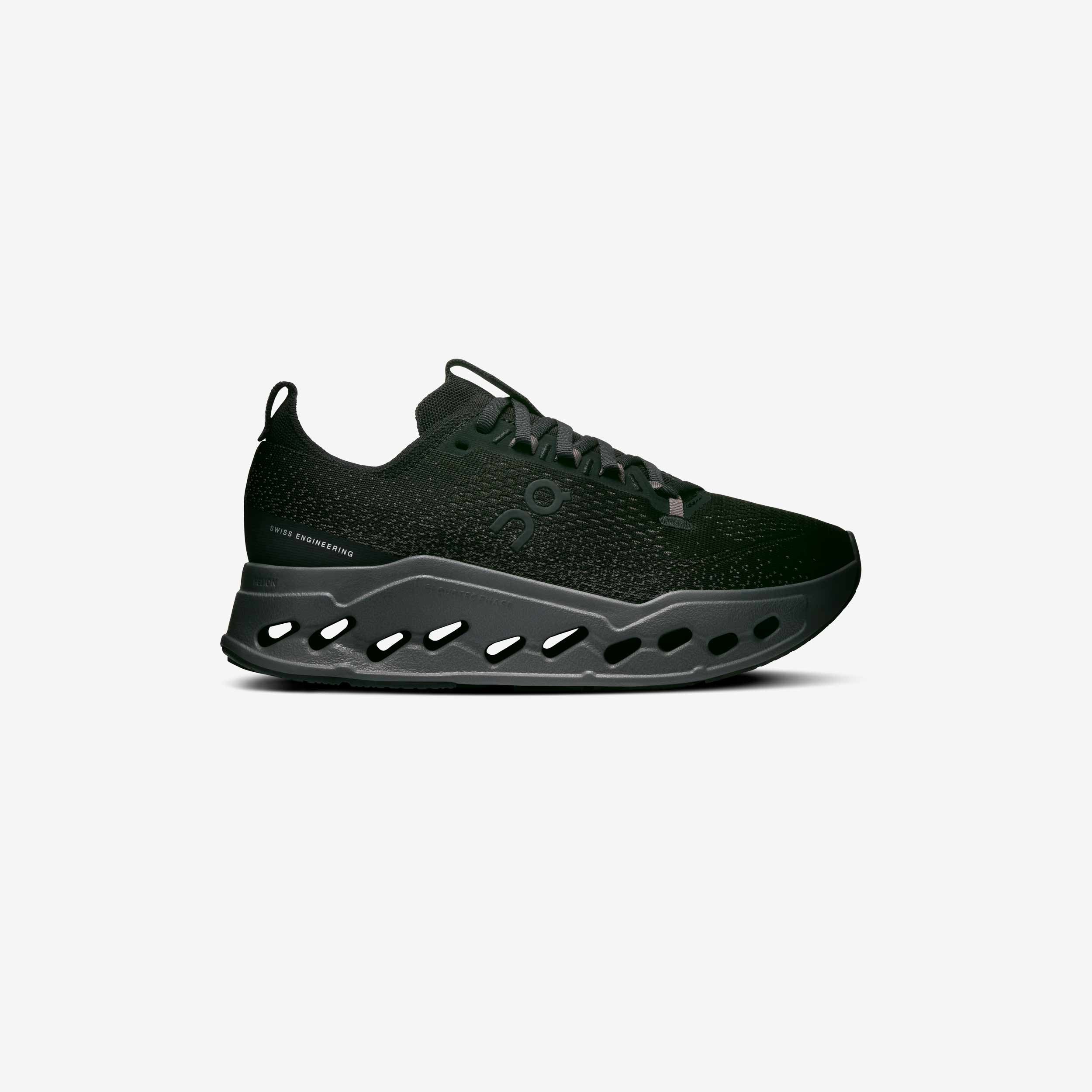 ON Women's Cloudsurfer Max - Black | Eclipse - unisex