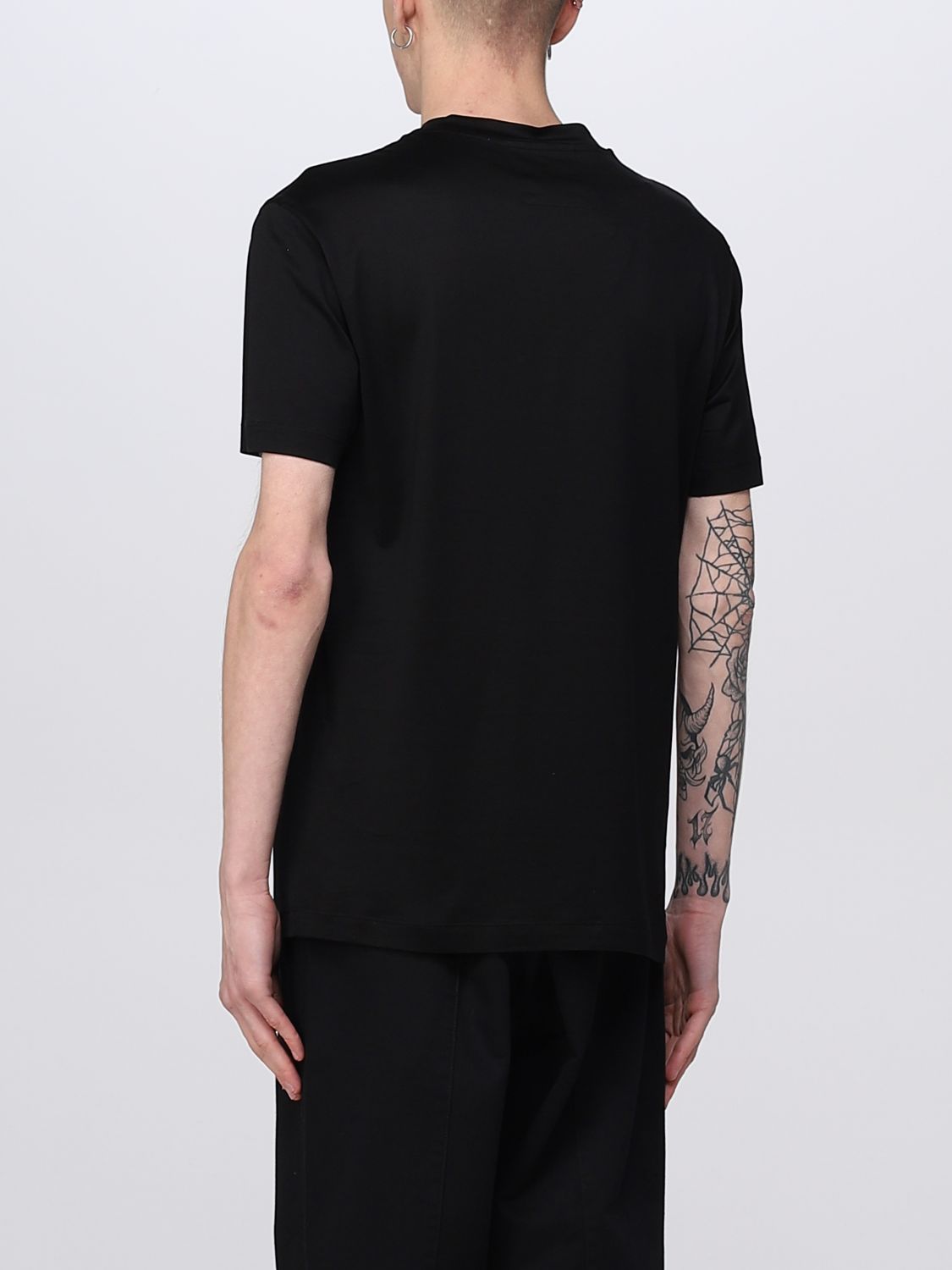 T-Shirt Men color Black