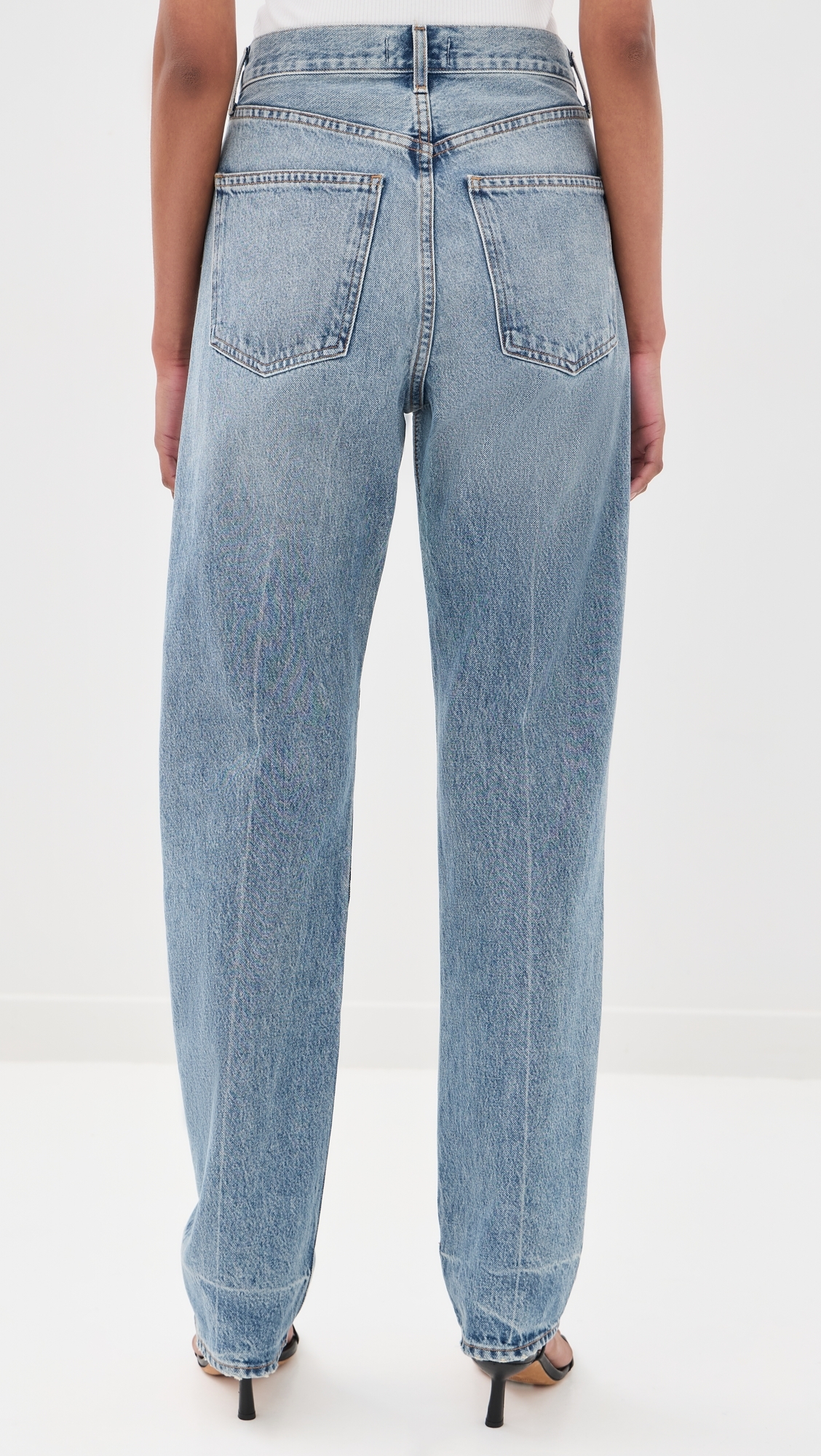 Loose Fit 90's Jeans Session
