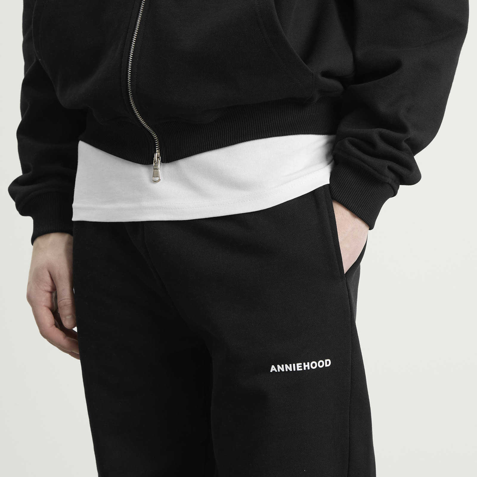 Men's Mini Logo Cuffed Joggers Black