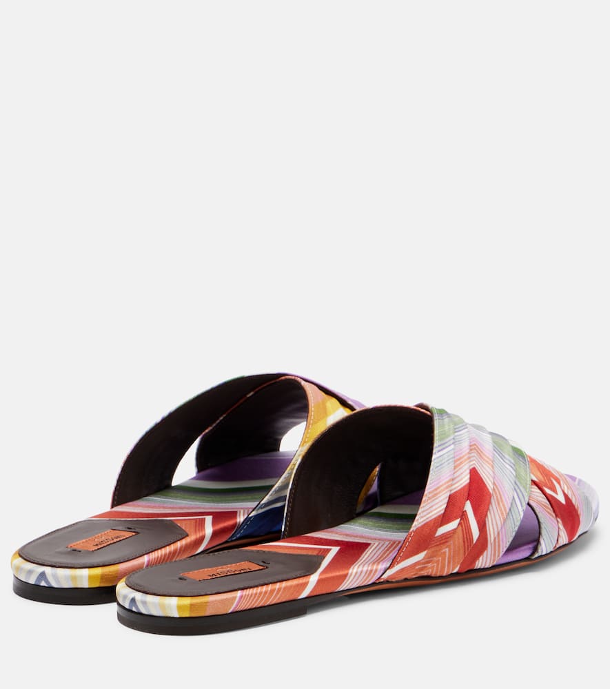 Ada Chevron twill slides