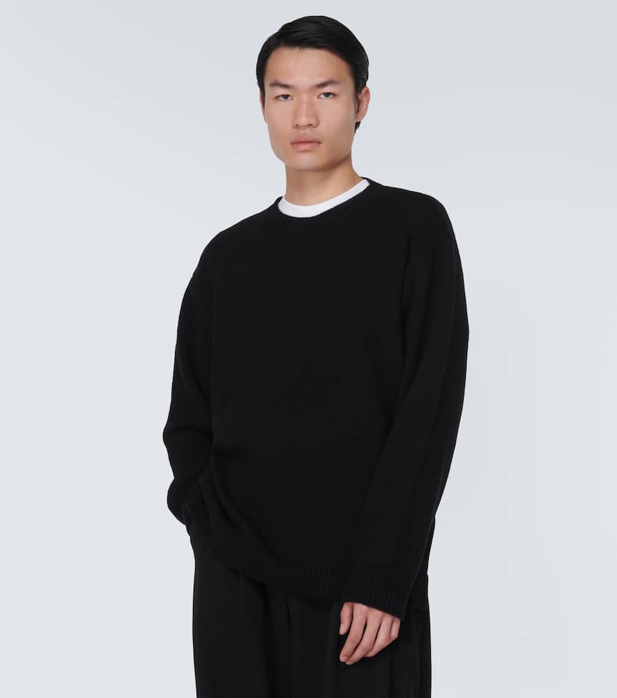 Cashmere sweater