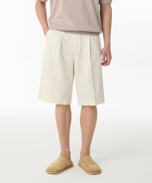 Wide Bermuda Hidden Banding Half Slacks 