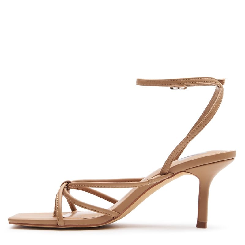 Women's Zeffer Dress Sandals (Caramel)