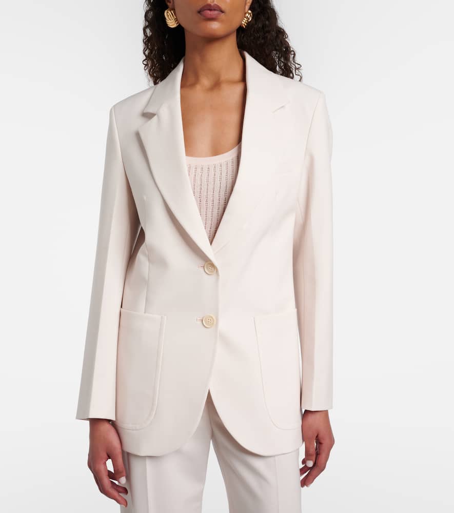 Single-breasted blazer