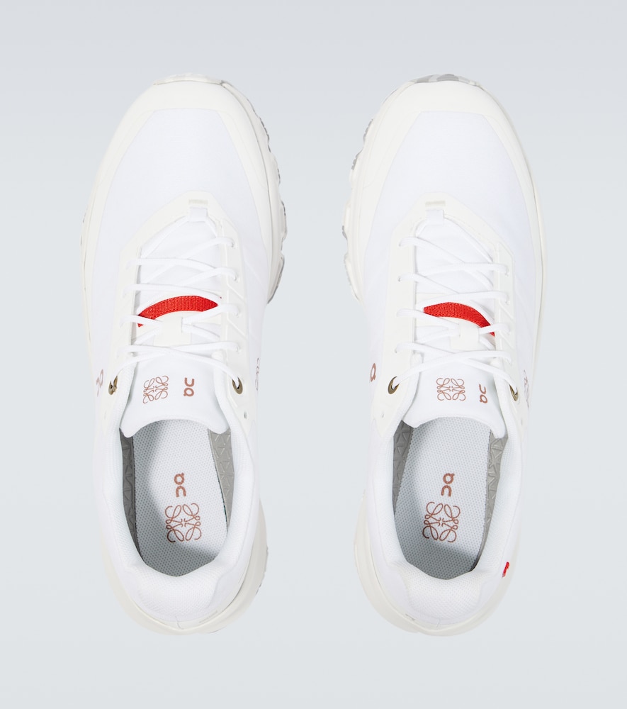 X On Cloudventure running shoes