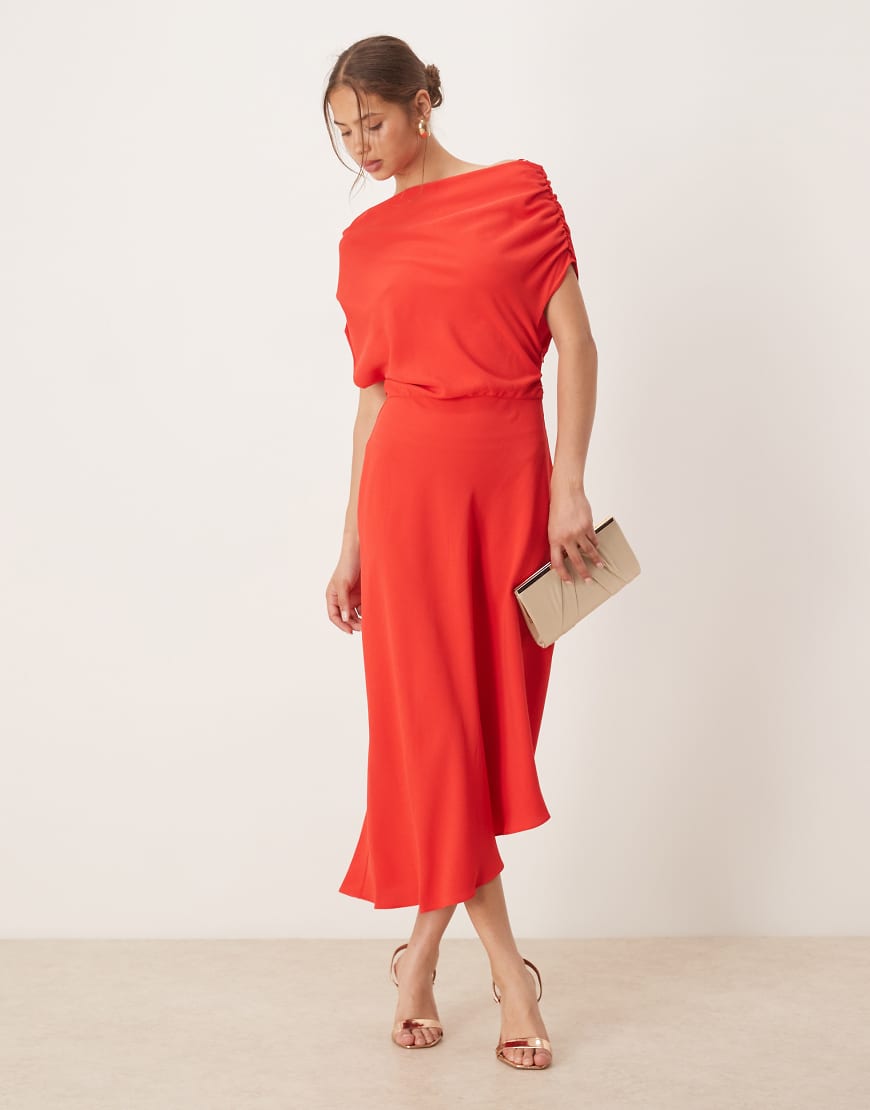 Asymmetric midi dress in red