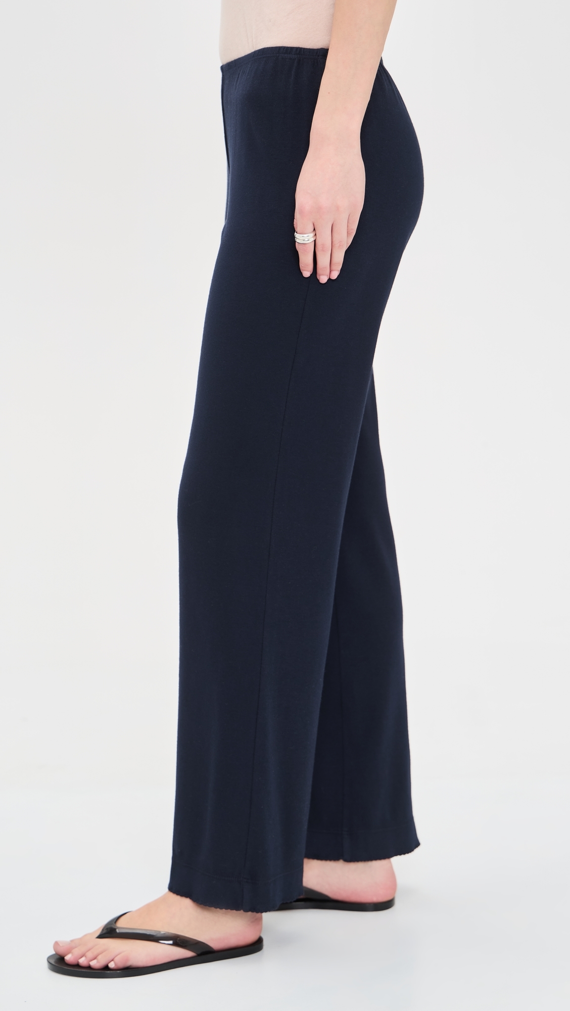 The Baby Scallop Sweatpants Navy