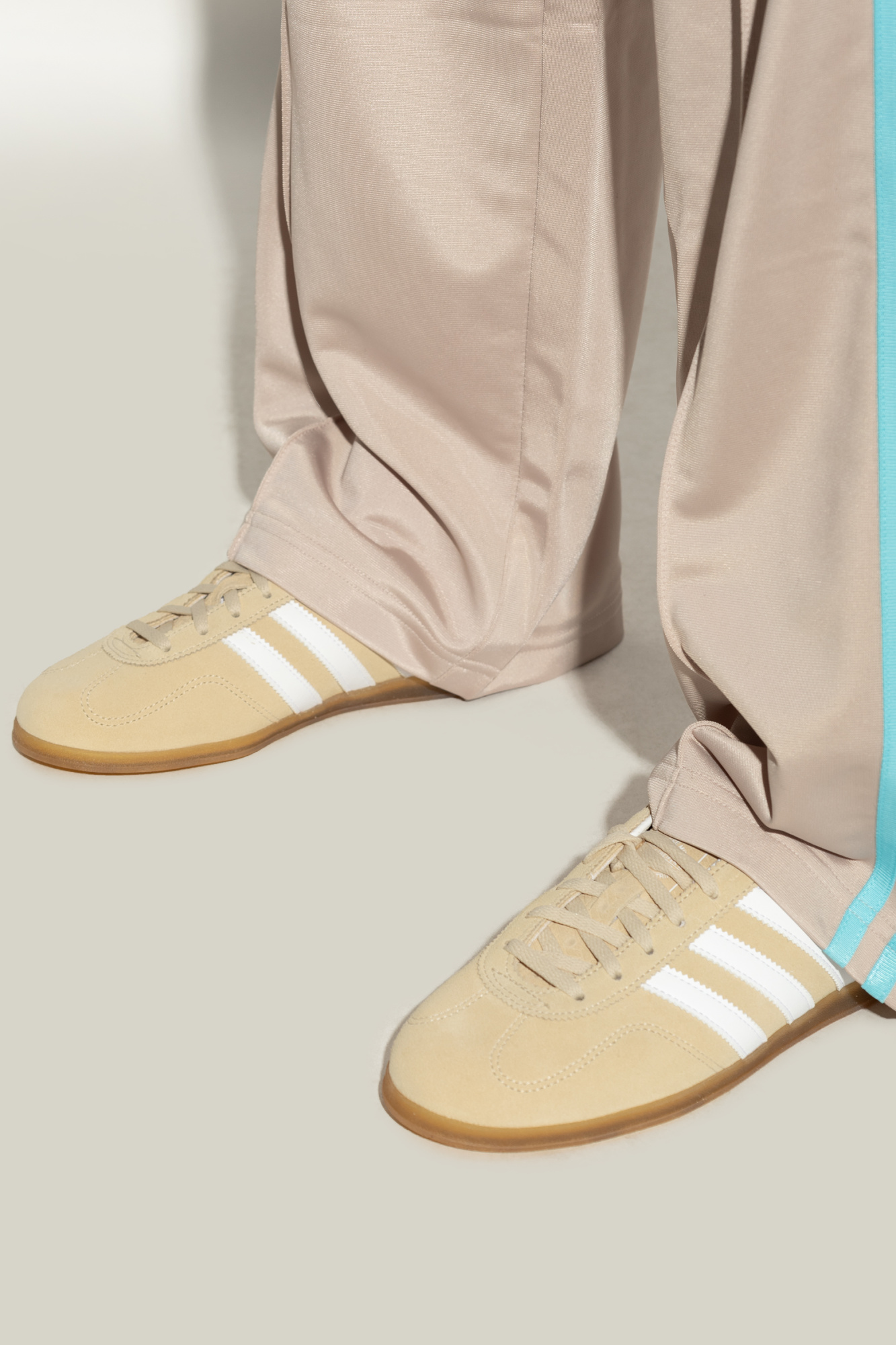 Sports Shoes "Gazelle Lo Pro", Women's, Cream